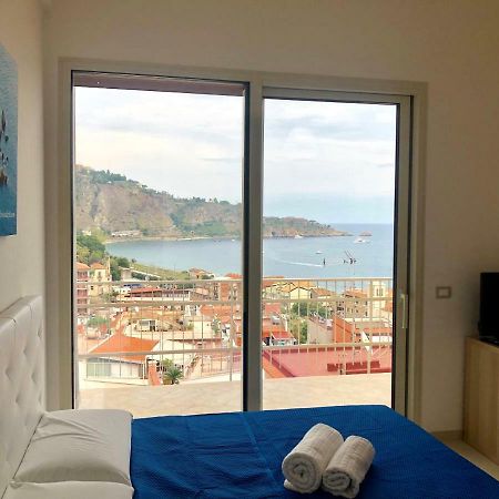 Taormina Wonderful Solarium Apartment Giardini Naxos Exterior photo