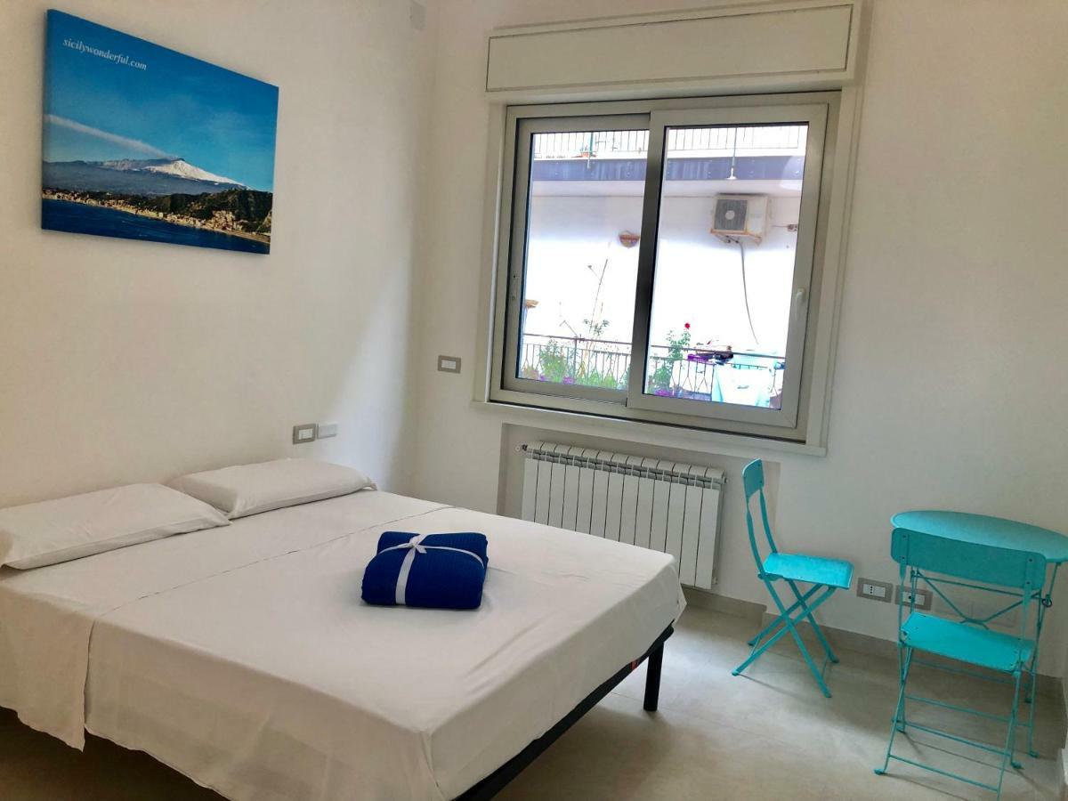 Taormina Wonderful Solarium Apartment Giardini Naxos Exterior photo