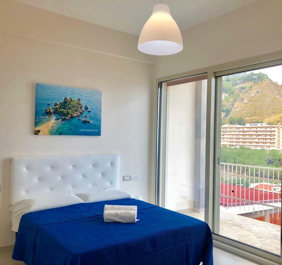 Taormina Wonderful Solarium Apartment Giardini Naxos Exterior photo