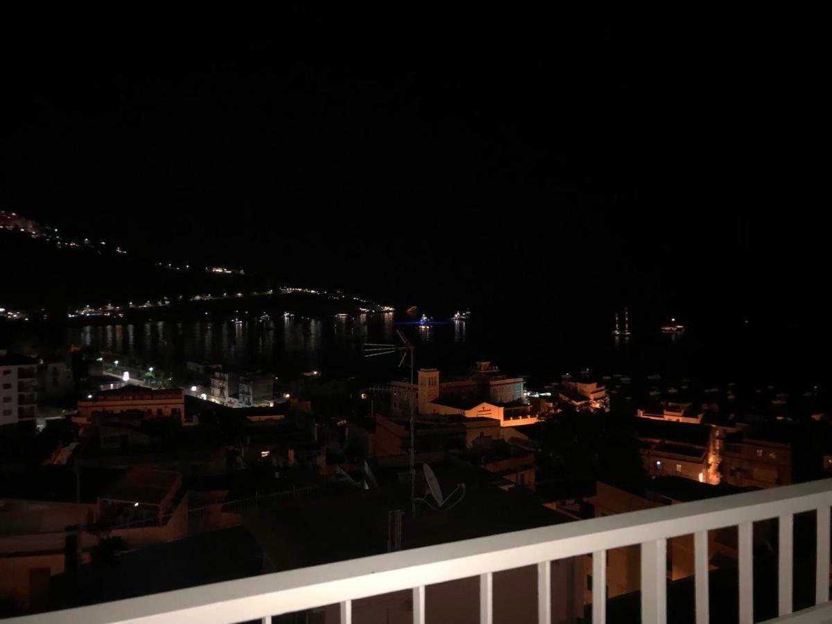 Taormina Wonderful Solarium Apartment Giardini Naxos Exterior photo